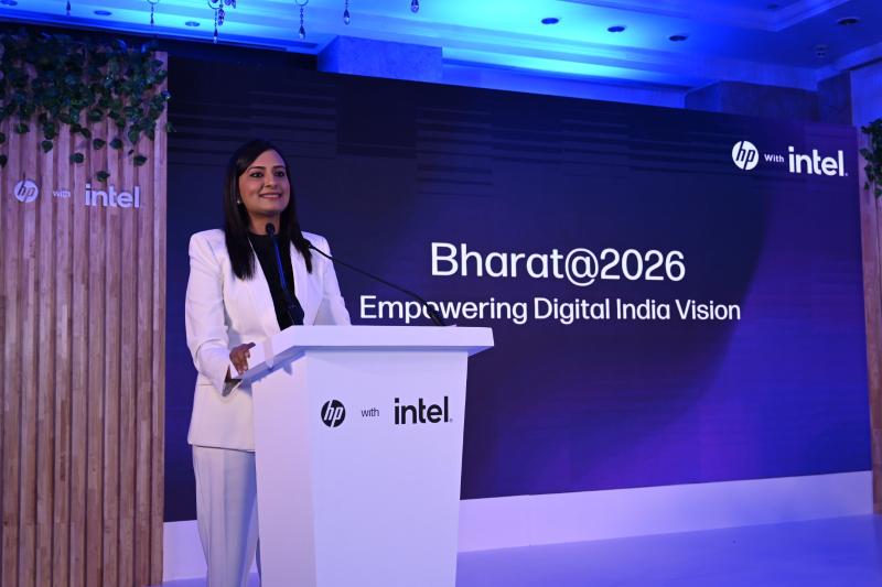 Best Female Emcee in Delhi/Gurgaon hosting Technology Event